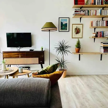 Lumineux - Canal St Martin Apartment Paris